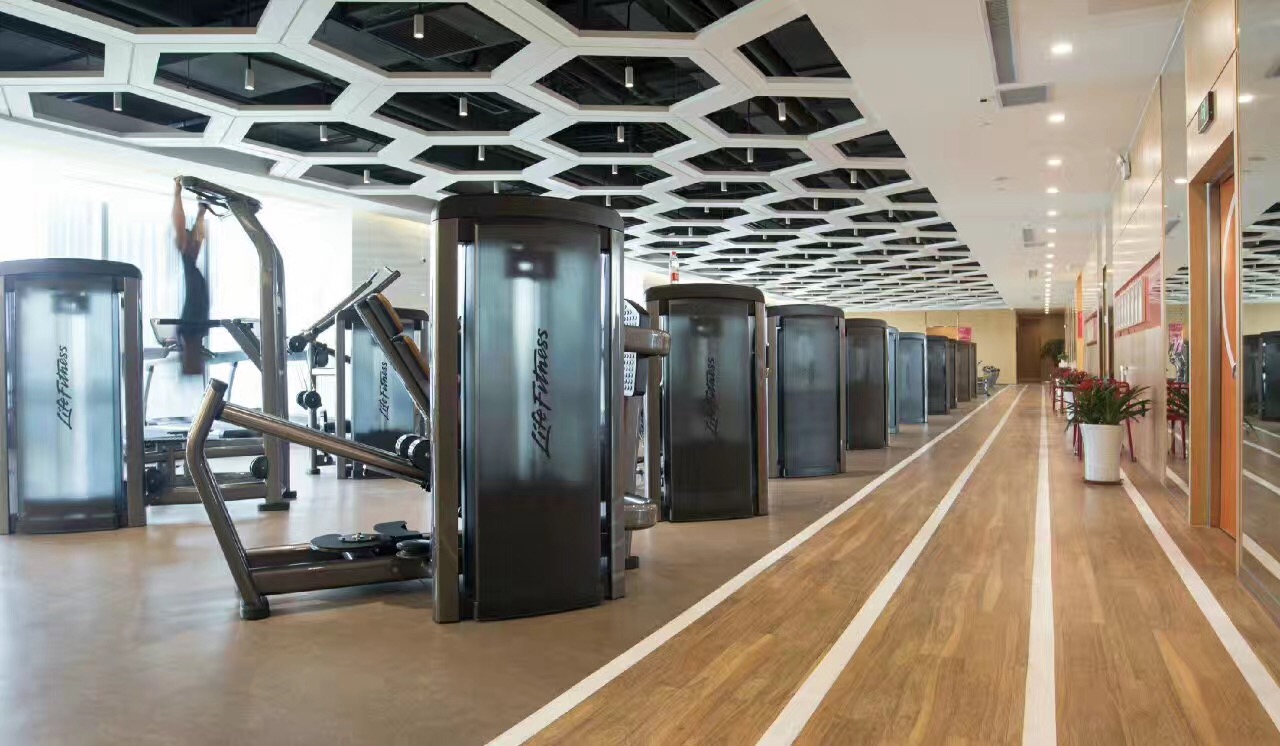 國(guó)內(nèi)某知名健身房連鎖地板案例